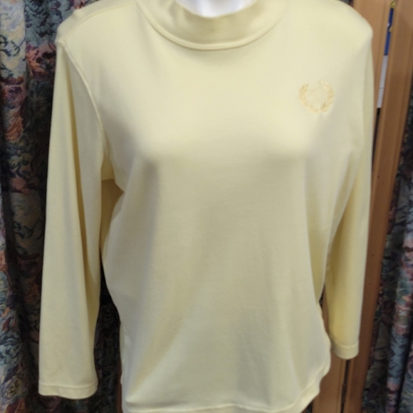 Blair Tops - Women's Blair Large Light Yellow Round Neck Long Sleeve Pullover Crested…